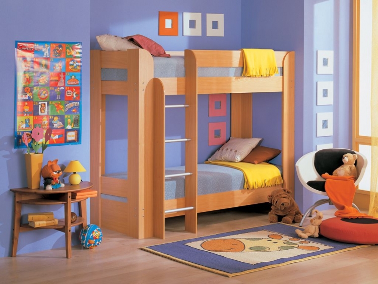 Классическая двухъярусная кровать для детей