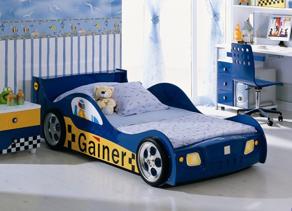 Кровать машинка в синем цвете