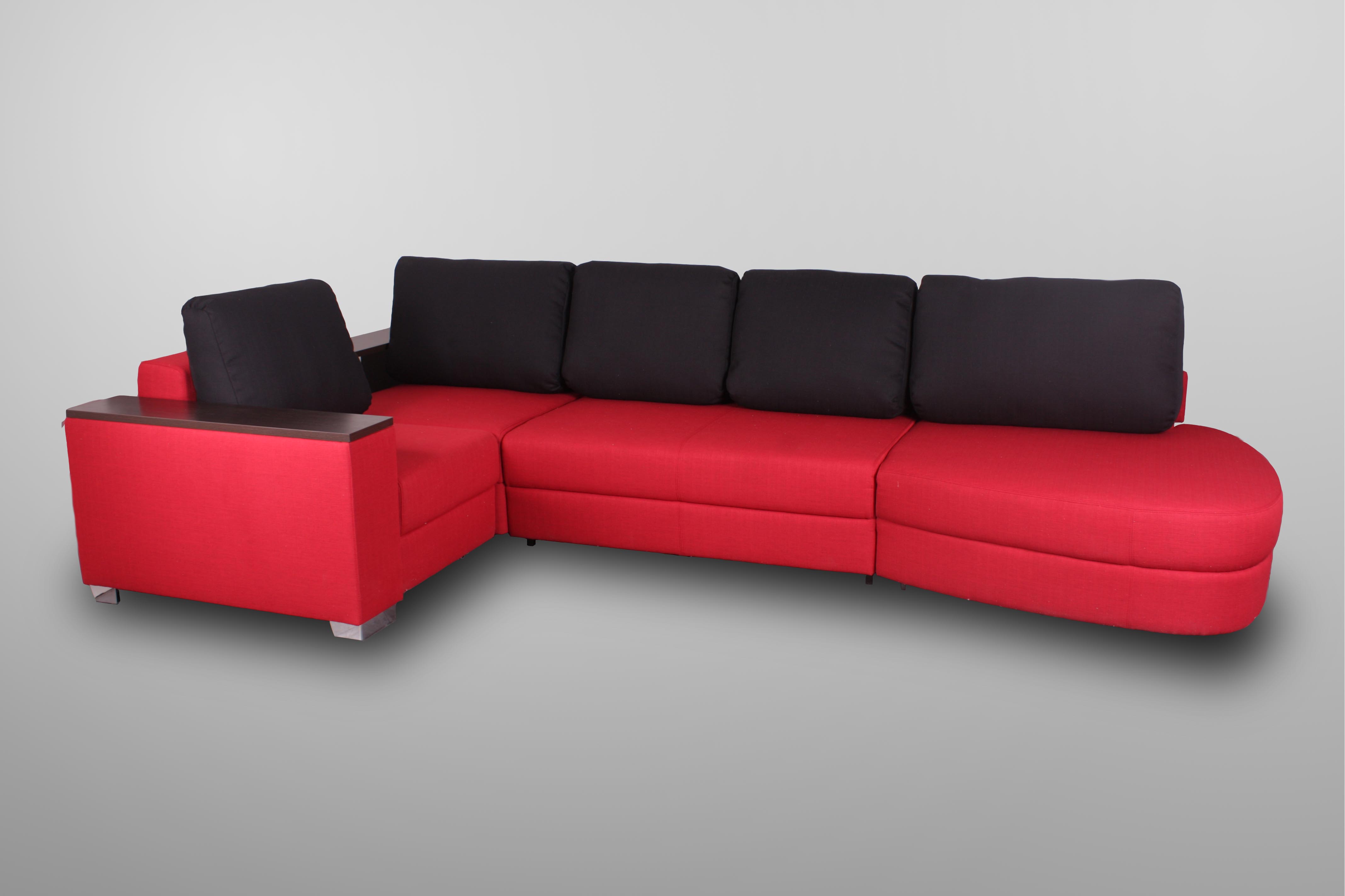 Черно-красный модульный диван