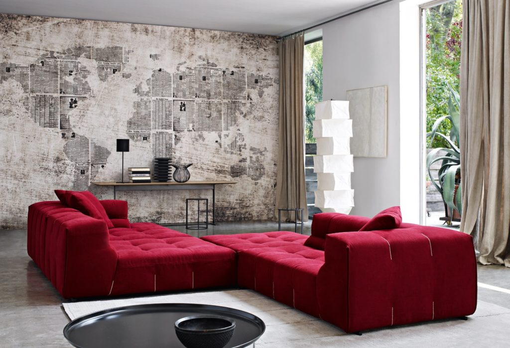 Большие красные диваны для дома
