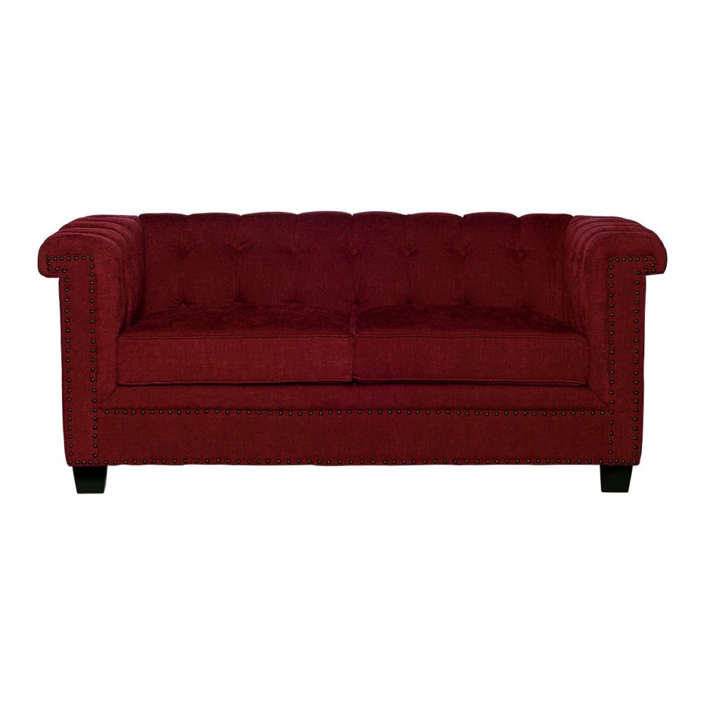 Двухместный диван бордового цвета