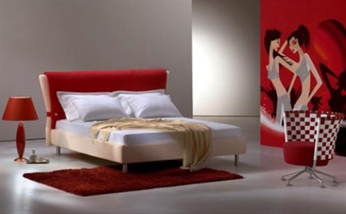 Кровать в стиле минимализм красного цвета