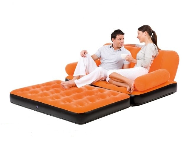 Оранжевая кровать-трансформер