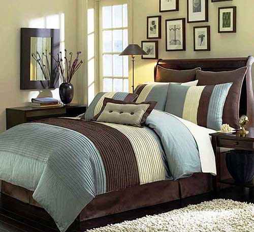 Пример использования кровать коричневого цвета