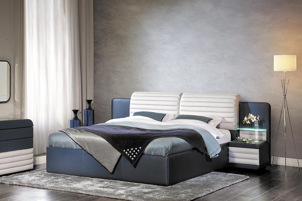 Пример современной кровати синего цвета
