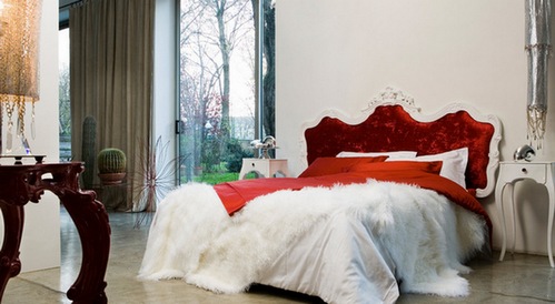Шикарная красная кровать