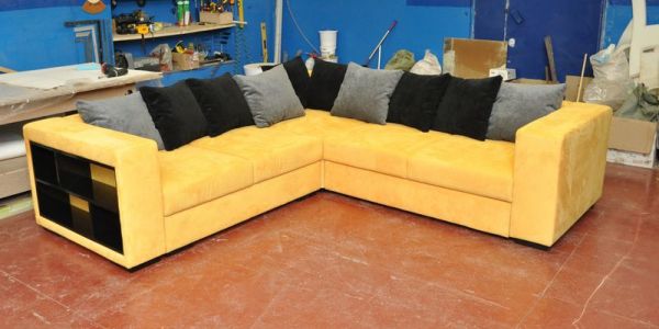Выбираем диван, выполенный в желтом цвете