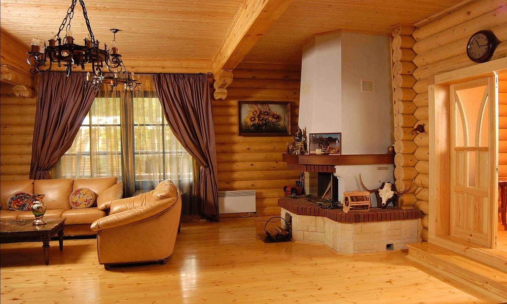  потолок по деревянным балкам