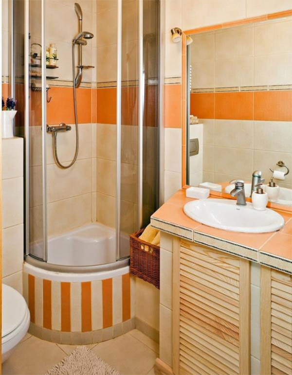 Душевая кабина в маленькой ванной комнате – практично и элегантно