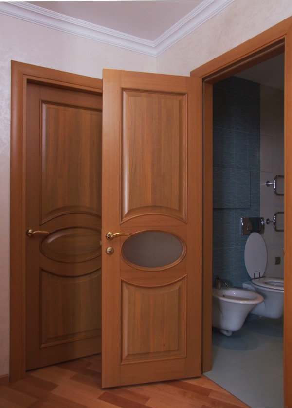 стандартная дверь в ванную размер