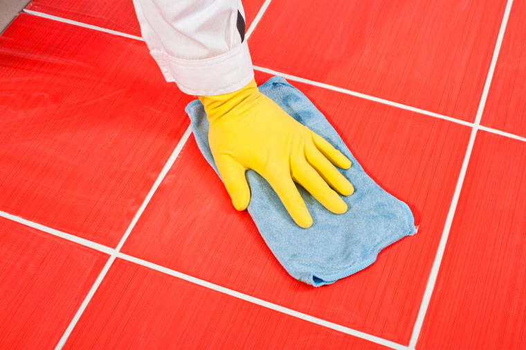 Чем отмыть швы у плитки на полу на кухне