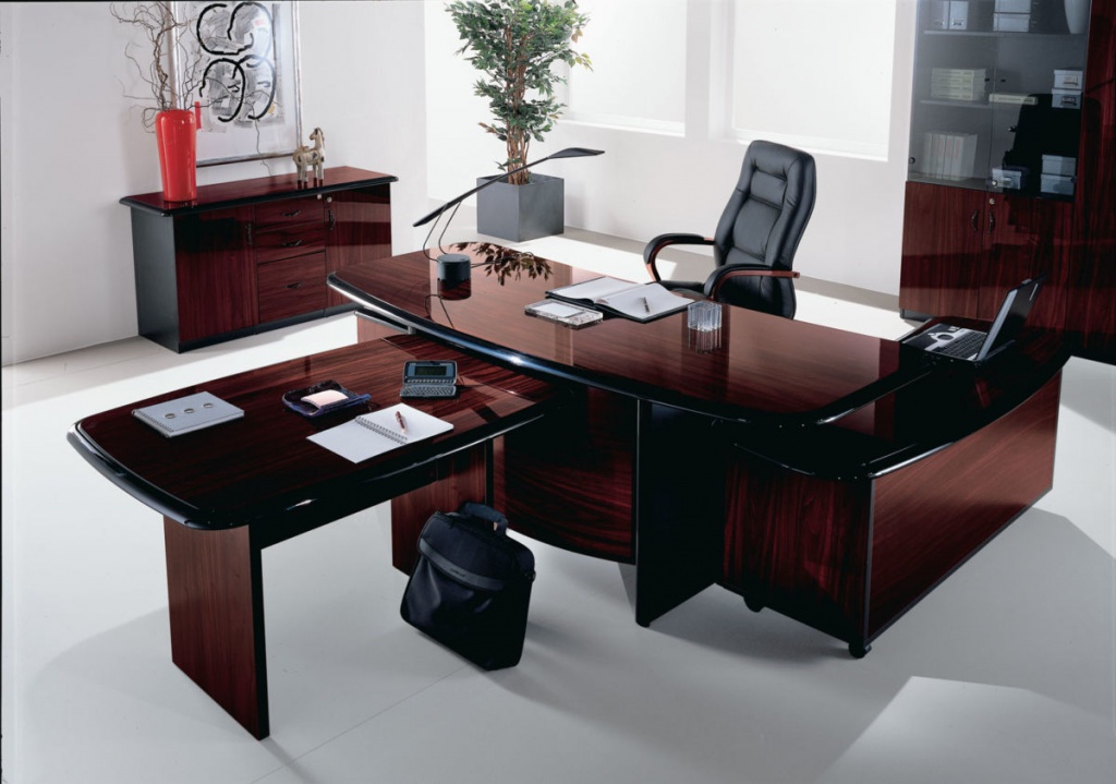 Мебель для кабинета директора из массива